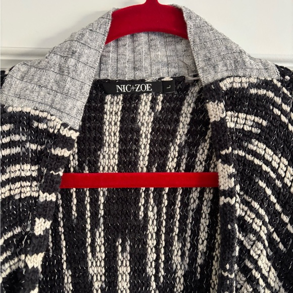 🟢NIC+ZOE black and gray woven cardigan sweater, car length. Size Large. - Picture 2 of 2